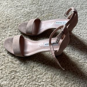 Worn twice kids Heels! size 4